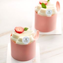 퀸즈 베리 딸기 쇼트케이크